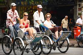 Famous places to visit in Hanoi Famous places to visit in Hanoi